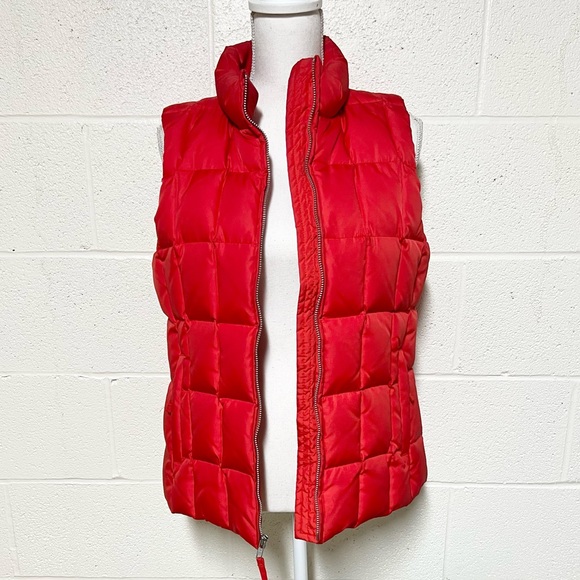GAP Down-Filled Red Vest - Picture 9 of 16
